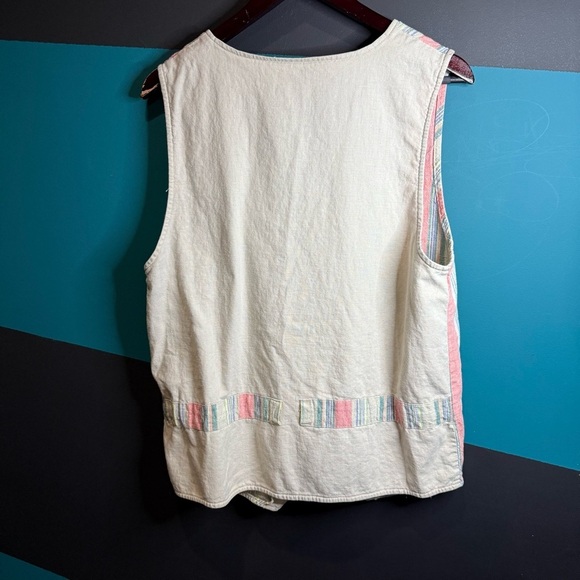 62 East Beige Linen Blend Vest - Picture 6 of 11